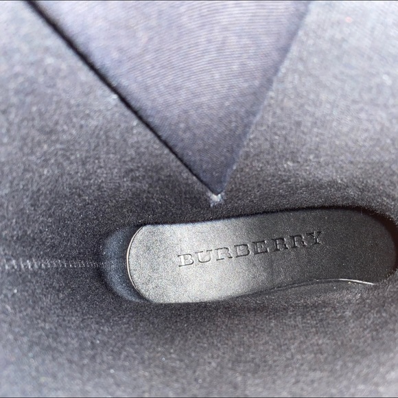 Burberry Boots - Authentic - Picture 6 of 8
